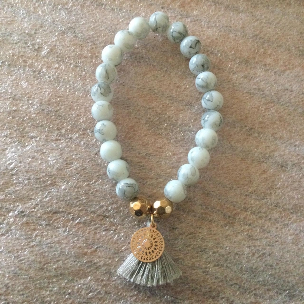 Tassel stretch bracelet